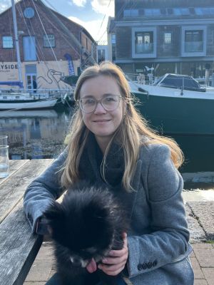 Dr Kevina Oniscenko Dr Kevina Oniscenko