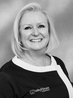 Dr Diane E.C. Stewart Dr Diane E.C. Stewart