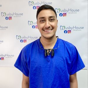 images/Dental_Team/akeel_screen_image.jpg#joomlaImage://local-images/Dental_Team/akeel_screen_image.jpg?width=1202&height=1280