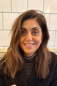 Dr Anneka Ahluwalia