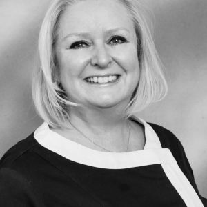 Dr Diane E.C. Stewart